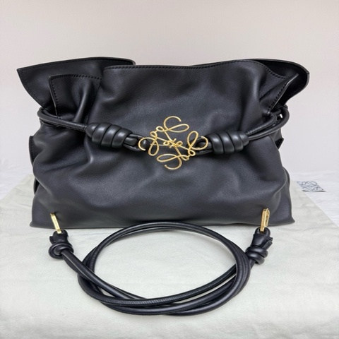 羅意威/Loewe 黑色金扣 flamenco系列手提單肩斜挎福袋包
