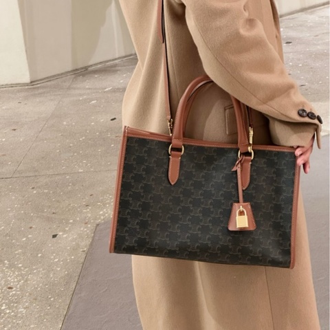 Celine🫶🏻 Cabas tote 凱旋門托特包💗 99新✨ 附件：肩帶