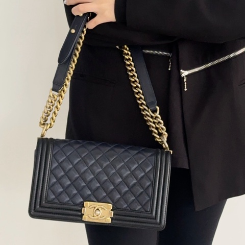 Chanel 香奈兒🖤 黑金Leboy中號💕 晶片款 近全新✨