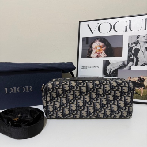 Dior迪奧💜  老花lingot 22😻 近全新✨ 附件：盒子、防塵袋、肩帶