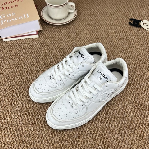 Chanel香奈兒 23a 白色板鞋 37.5碼