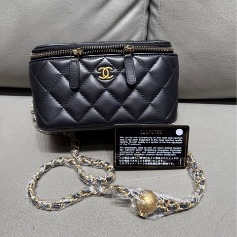 Chanel香奈兒金球化妝盒子包 31開有卡