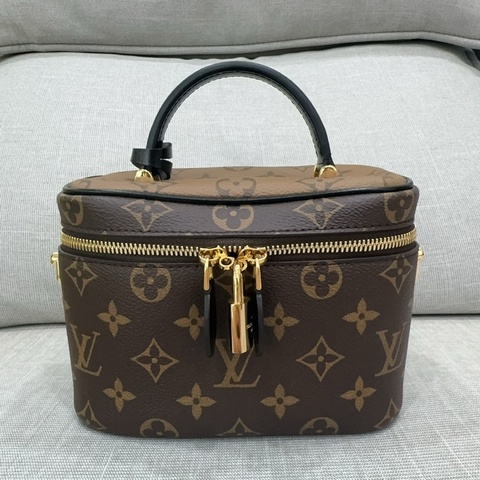 JK國際二手精品✨ LV M45165 VANITY化妝包 購證正本 晶片款
