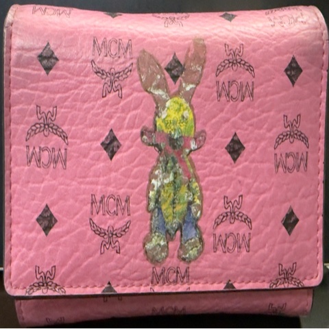 MCM 粉色兔子中夾