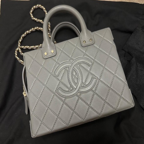 CHANEL 22B 絕版 復古 Vanity Case 淺灰色