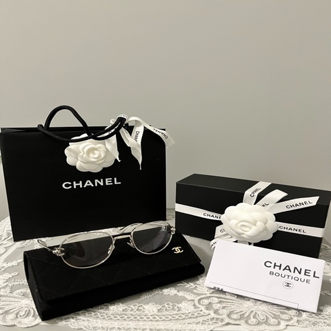 CHANEL 香奈兒《全新》［銀色］26A 手工坊系列 復古造型抗藍光眼鏡｜Jennie同款｜全配｜台灣專櫃