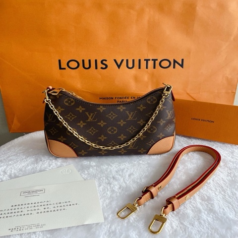 路易威登 LV Boulogne 老花牛角包 芯片款