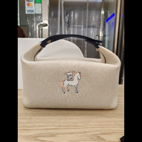 Hermes Bride-a-Brac case
限量版BB