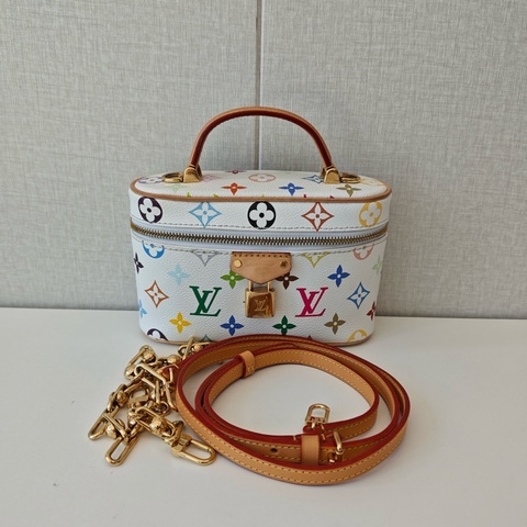 LV路易威登 白三彩化妝包手提包斜挎包 芯片款