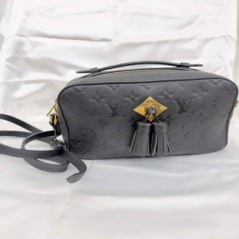 LV 黑牛皮logo壓紋相機包 saintonge