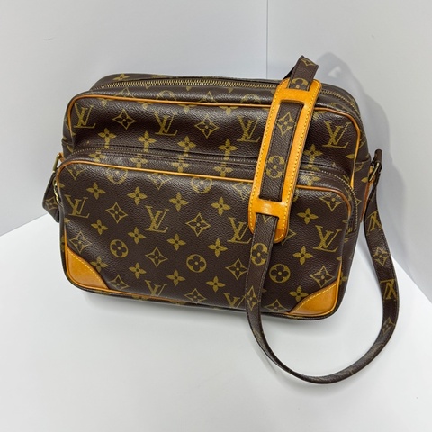 (超極新🎁) LV 經典老花 雙層相機包 專櫃10.2萬