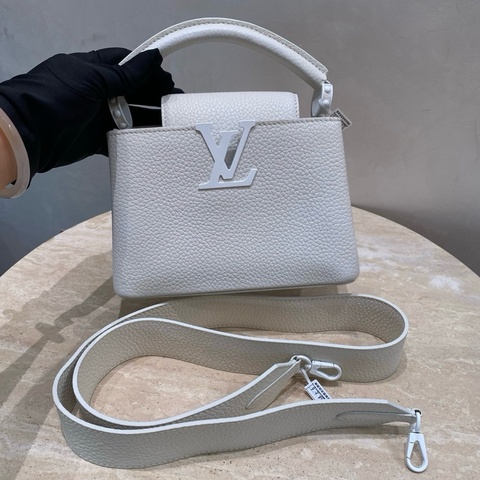 LV/路易威登 CAPUCINES 迷你手袋 mini白色牛皮磨砂扣卡普辛 手提單肩斜挎包