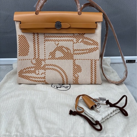 HERMES爱马仕 Herbag Zip 31 金棕银扣z刻限量款