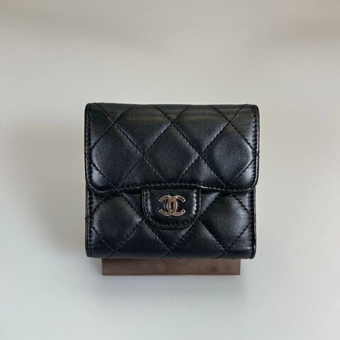 CHANEL CF雙面三折短夾黑 保卡款11開