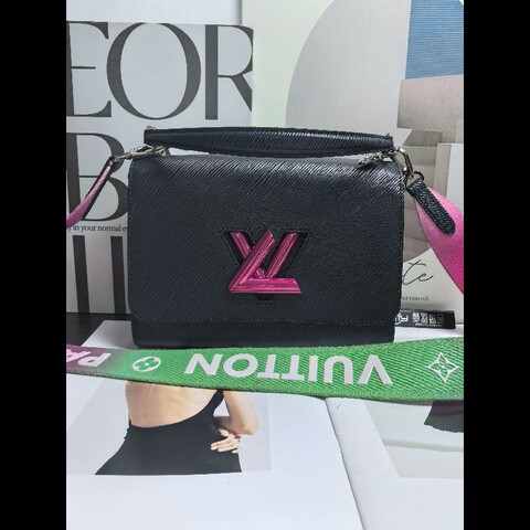 lv 路易威登 限定扭一扭