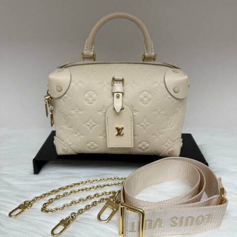 芯片款 路易威登/Louis Vuitton 白色全皮壓紋八角盒子包