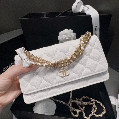 💎Chanel香奈兒| 24S 白金荔枝皮蝴蝶結 鏈條手柄風琴woc|99新芯片款