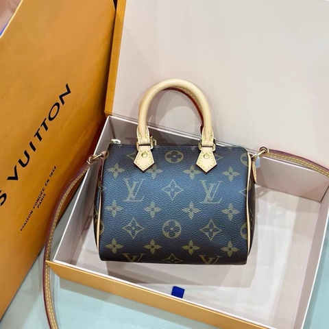 Louis Vuitton • 經典老花 Nano Speedy 迷你波士頓包
