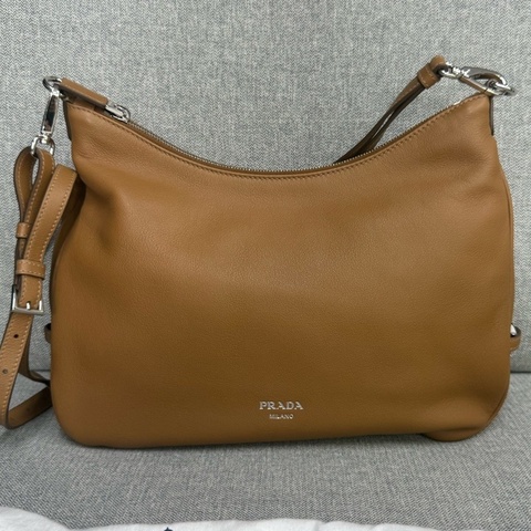 普拉達/Prada  金棕 秀款Fold 單肩斜挎女士手袋