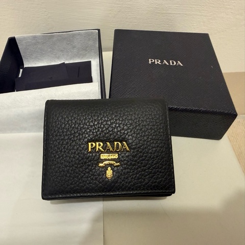 Prada 卡包/錢包