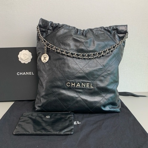 Chanel香奈兒🖤 22bag大號💕 黑銀垃圾袋💗98新✨芯片款 尺寸：45x48x10cm