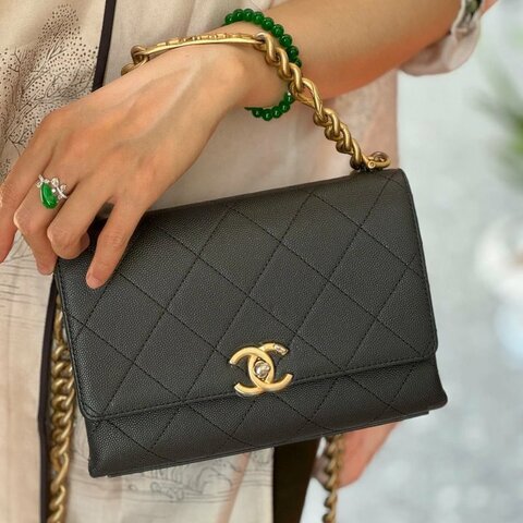 Chanel 黑色荔枝紋鏈條包 金色五金扣 20×6.5×13cm 99新配件塵袋