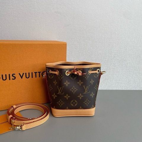 Louis Vuitton 路易威登👑 nano noe 老花手提手柄小水桶包💗 閒置新✨ 芯片款 尺寸：13×16