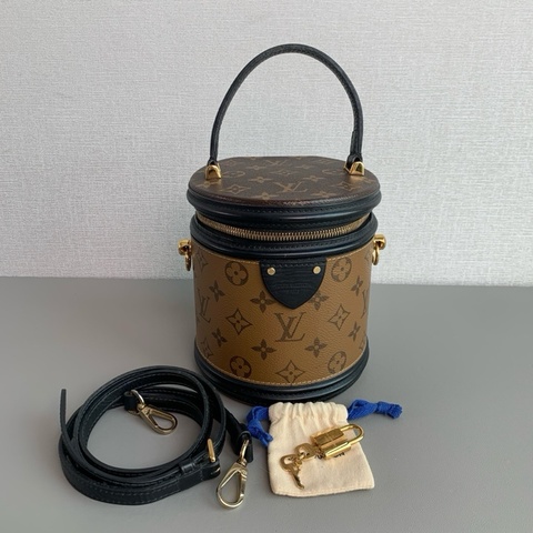 Louis Vuitton 路易威登👑 cannes老花飯桶包 發財桶  98新✨ 18年有芯片 尺寸：14x17