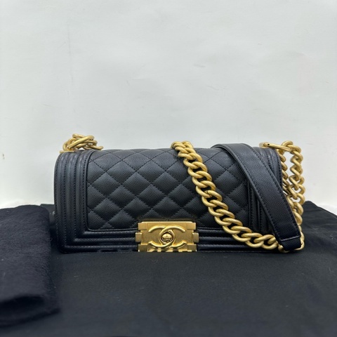 Chanel香奈兒小號leboy荔枝牛黑金斜挎包 23年芯片
