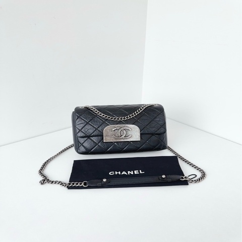 Chanel香奈兒🖤黑銀孟買方胖子 盒子鏈條條超大logo復古銀扣💗 菱格油蠟牛皮 98新✨ 尺寸23*16*7