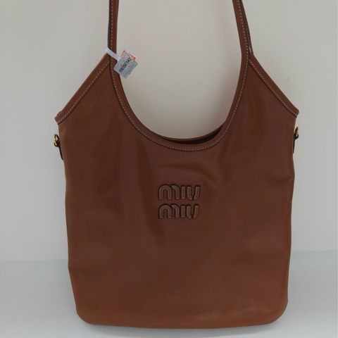 Miumiu  繆繆 Ivy tote  乾邑色