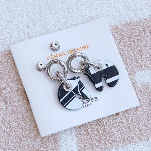 Hermes 愛馬仕 經典馬頭耳環/耳針式/Tonnerre 系列/深藍銀色/99閒置新美品