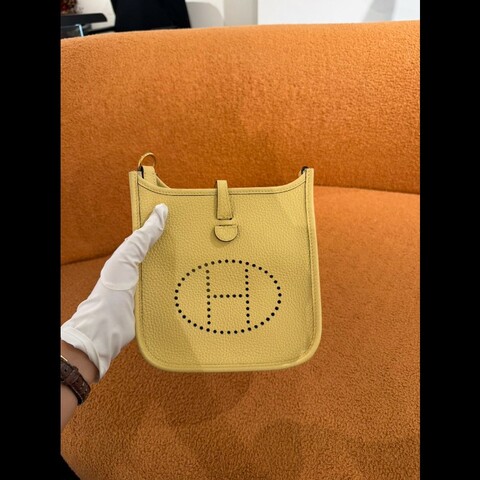 HERMES Evelyne 16 小雞黃