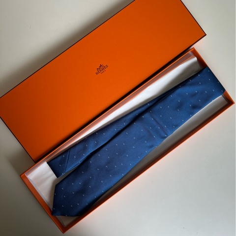 Hermes Micro真絲藍色領帶 7cm