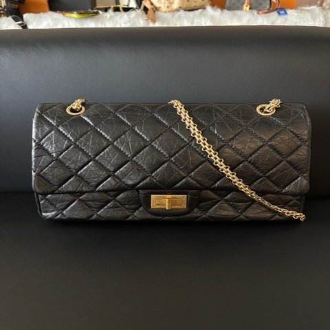 香奈兒 Chanel 黑金 18開 底長31cm