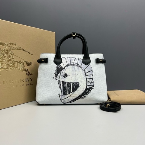 Burberry博柏利巴寶莉 怪獸塗鴉手提包單肩包