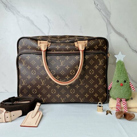 LV Icare老花斜背公事包
