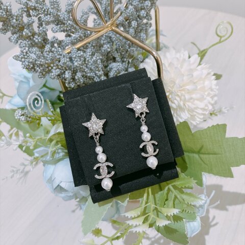 TK2130	Chanel 香奈兒星星CC字吊飾耳環 Star With CC Pearl Logo Earrings Crystal x Pearl x PHW