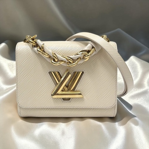 莉亞精品♡ Lv M22373 Twist Pm白金 二手美包