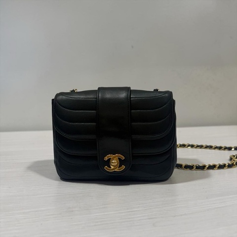 莉亞精品♡ Chanel A01163 半月波紋中古小號 二手美包