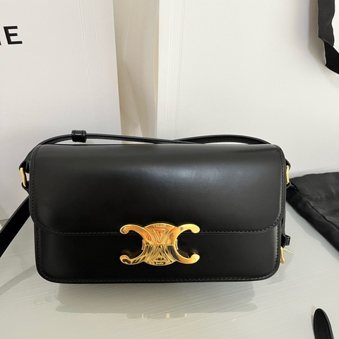 CELINE Triomphe 凱旋門肩背包 小款18cm 黑金｜近全新｜台北百貨公司專櫃購入｜全配