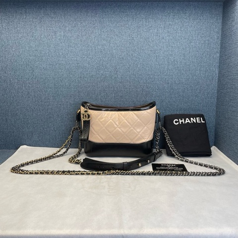 香奈兒CHANEL拼色小號流浪包，尺寸20*14*8，98新