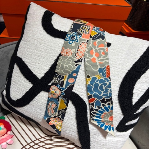Hermes Twilly