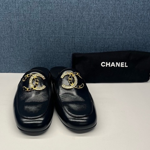 香奈兒Chanel 雙c水鑽鏈條logo拖鞋，99新，36碼