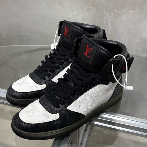 路易威登/Louis Vuitton LV 黑白高幫 老花板鞋 尺碼/UK6.5 40.5碼