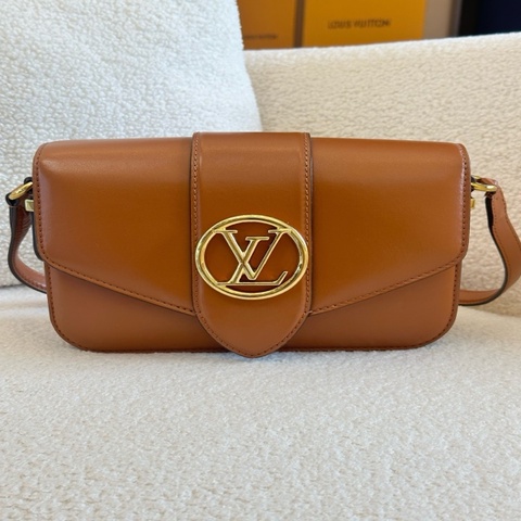 路易威登 Louis Vuitton  夏日金 Pont 9
