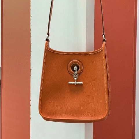 Hermès  愛馬仕Vespa Evelyn mini金棕銀 框I刻