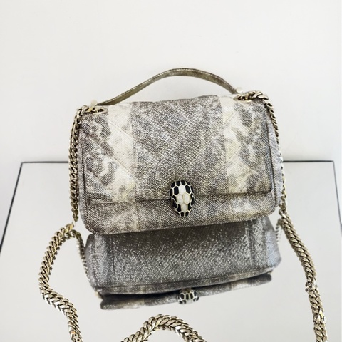 Bvlgari • 經典蛇頭水蛇皮棉花糖包 小號