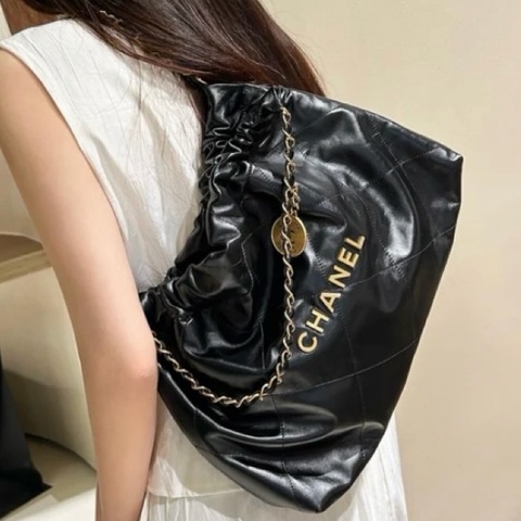 ✨Chanel 黑金22bag 橫版 閒置新全配🆕 晶片款🖤