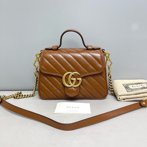 Gucci • 經典Marmont 馬蒙焦糖棕金釦郵差包 🈶原廠塵袋